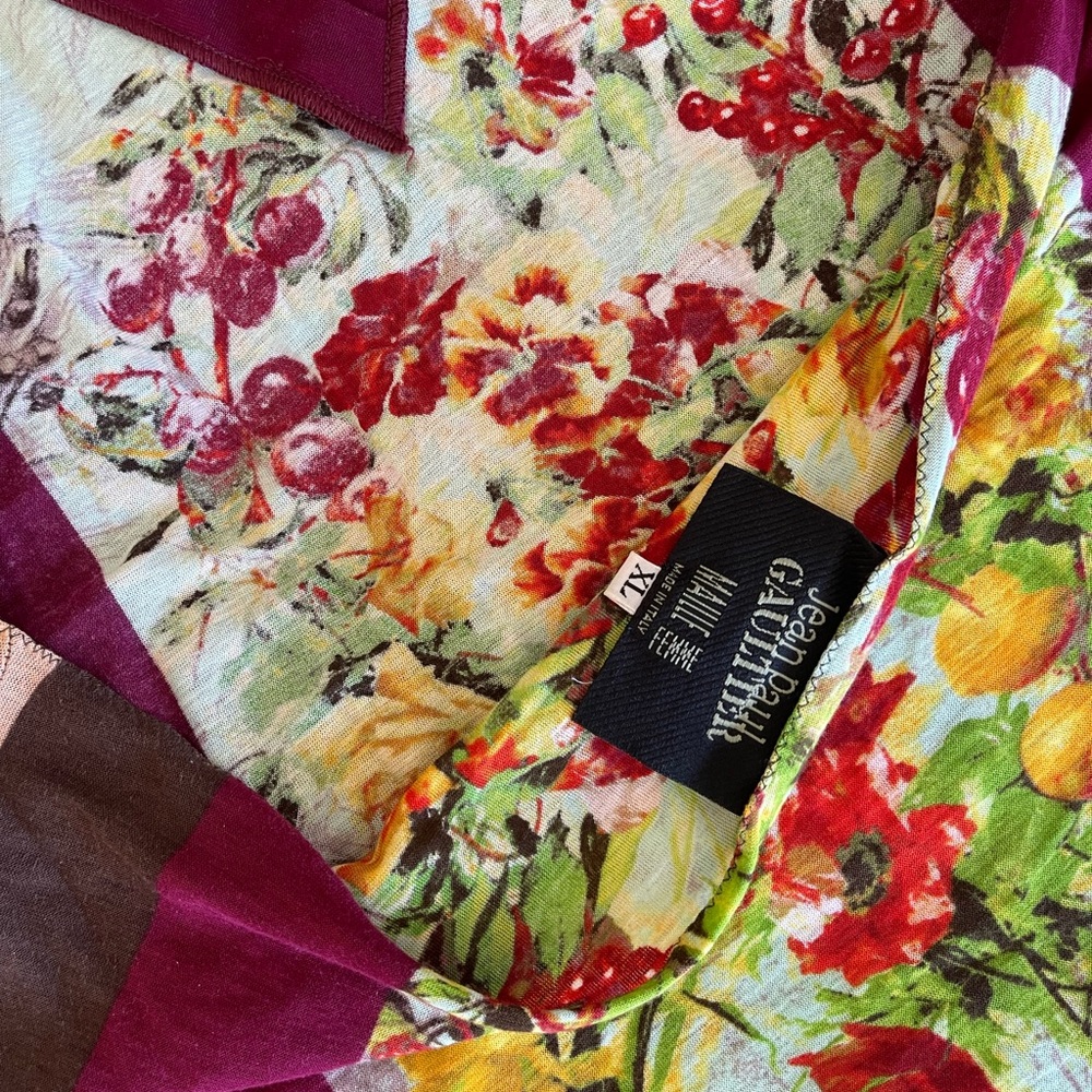 Vintage JPG Floral Halter Top with Burgundy Accents - Picture 7 of 11